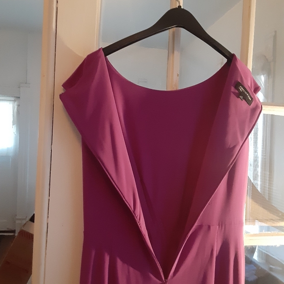 Dress - Picture 5 of 5